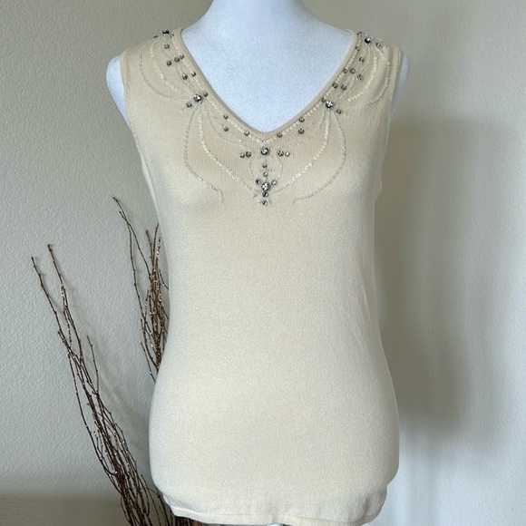 Ann Taylor Tops - Ann Taylor Ivory V Neck  Knit Sequin Top